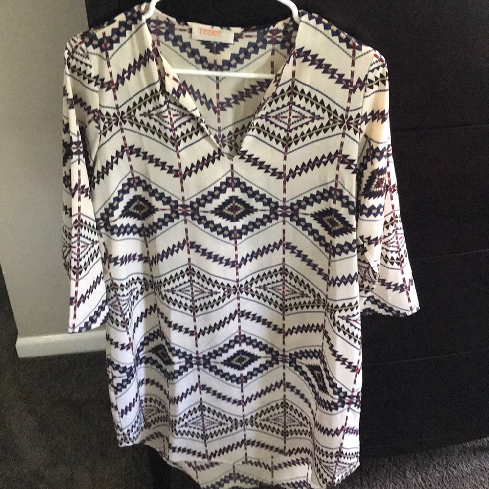 Quarter sleeved dress